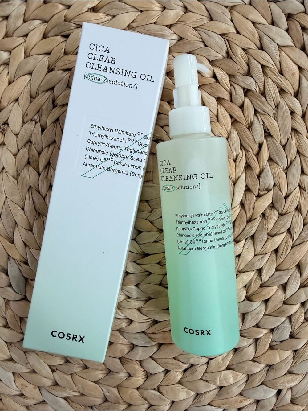 NIB COSRX Cica Clear Cleansing Oil – Gentle Makeup & Sunscreen Remover